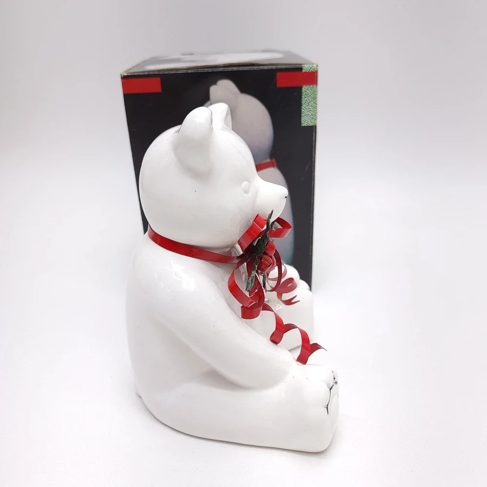 Vintage Christmas Decor Bear Ceramic Metal‎ Holly Bells Ribbon Bow Taiwan 8